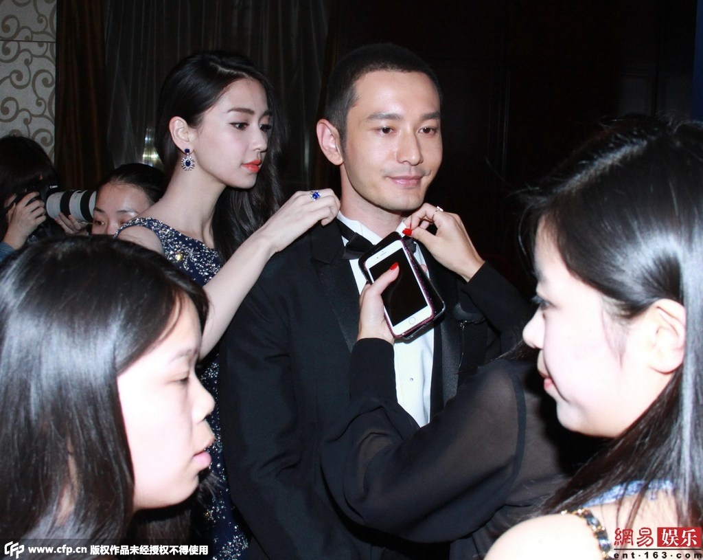 Sự trùng khớp và ăn ý về phục trang khiến nhiều người phỏng đoán phải chăng họ là cặp đôi trời sinh.