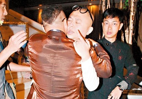 Sao 'Loc dinh ky' au da giua dam cuoi dong nghiep hinh anh