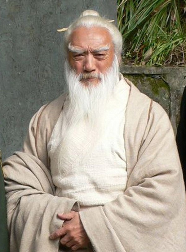 Trương Tam Phong trong Ỷ thiên đồng long ký.
