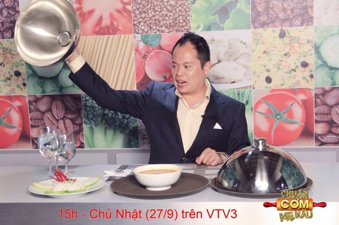 Đấu bếp Jack Lee trong chương trình Chuẩn cơm mẹ nấu - Ảnh: Lê Nhân