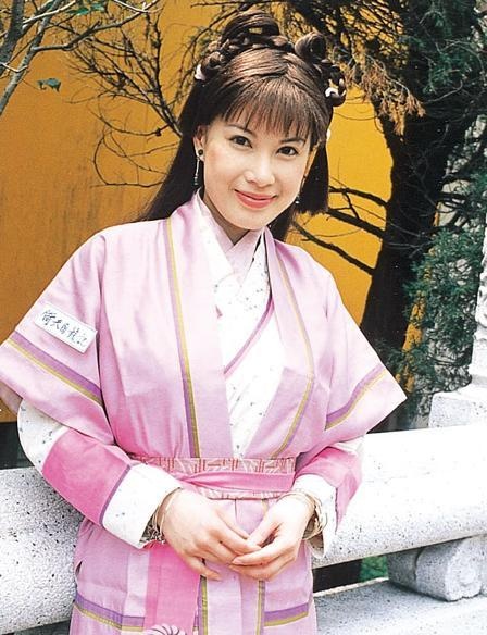 Giang Hy Văn trong vai Tiểu Chiêu.