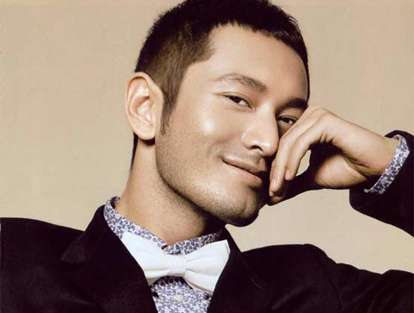 Nickname gay bat ngo cua loat sao Hoa ngu dinh dam hinh anh