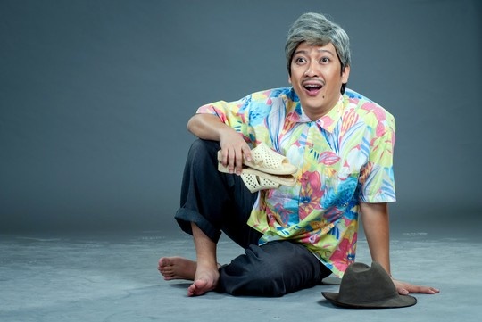 Anh được chú ý từ vai Mười Khó trong tiểu phẩm hài