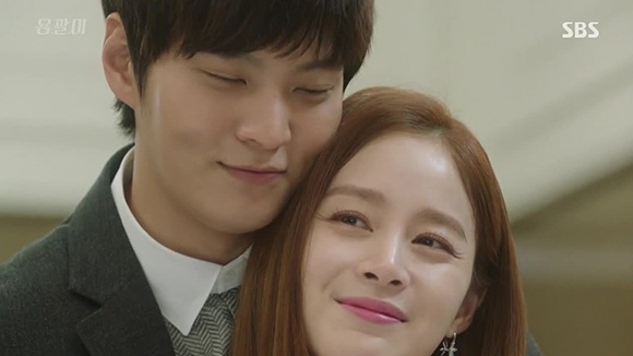 Joo Won và Kim Tae Hee trong Yong Pal.