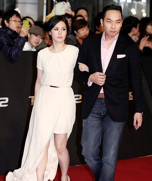 Chung Hân Đồng từng hẹn hò Tyler Kwoon.