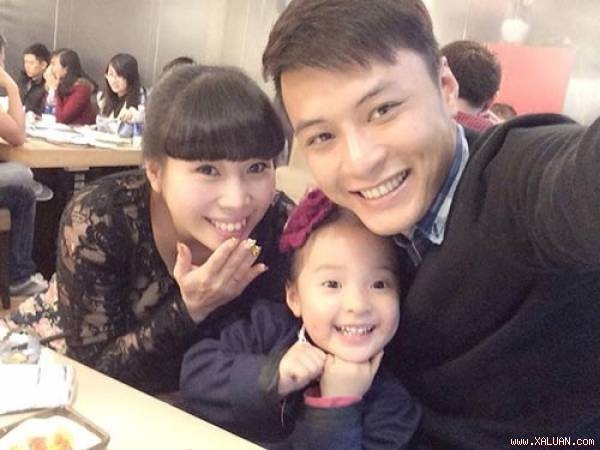 Hồng Đăng rất tôn trọng vợ. Với anh, gia đình là số 1