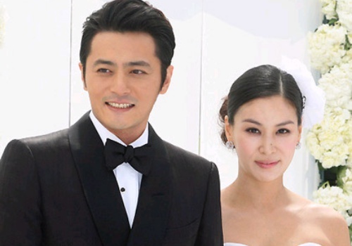 Gia hoa cuoi cao ngat trong hon le Jang Dong Gun hinh anh