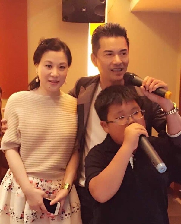 Gia đình Lữ Lương Vỹ.