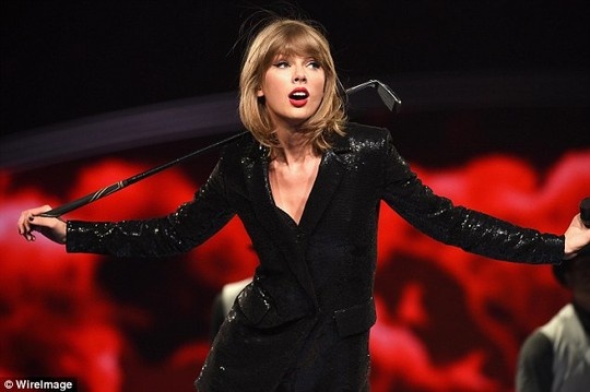 Taylor Swift giàu có và nổi tiếng