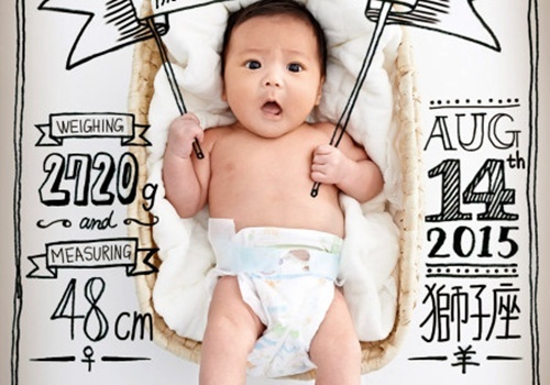 Gia Tinh Van va bo tre lan dau khoe con gai hinh anh