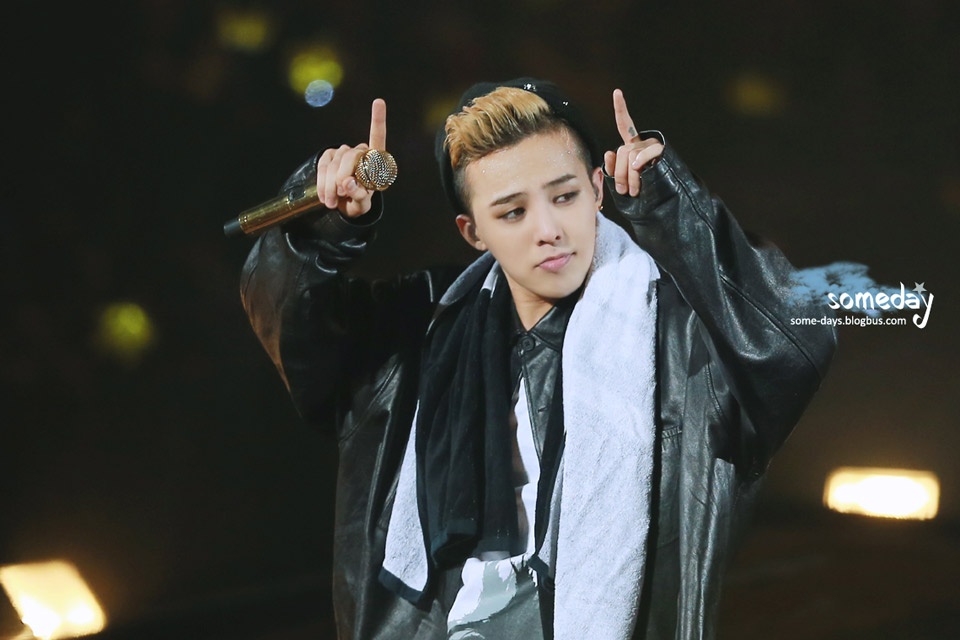 Với 6.124.074 người theo dõi trên Instagram, G-Dragon dẫn đầu danh sách. Trưởng nhóm Big Bang có lượng fan hùng hậu không chỉ ở Hàn Quốc mà còn tại nhiều nơi trên thế giới.