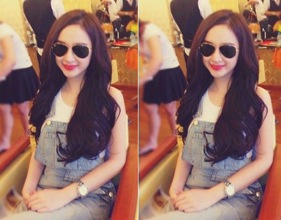 Angela Phương Trinh cho thấy cô đẹp rực rỡ ngay cả với mốt quần yếm