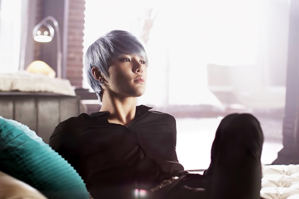 Junsu (JYJ): Trong các cuộc bầu chọn về giọng hát đỉnh, Junsu là cái tên không bao giờ vắng mặt. Không những vậy, anh còn “hút” khán giả nhờ những động tác nhảy quyến rũ khó cưỡng.