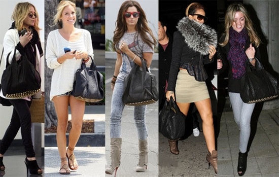 Không chỉ có quần áo mà rất nhiều mẫu phụ kiện của Alexander Wang cũng được ưa thích. Ví dụ như chiếc túi Rocco với giá chưa đến 1000 đô từng khiến nhiều ngôi  sao mê mẩn.