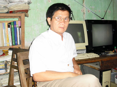 Nha van Phung Hi: Mai choi lac chon van chuong hinh anh