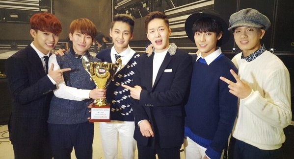 BTOB đoạt cúp đầu tiên trên Show Champion.