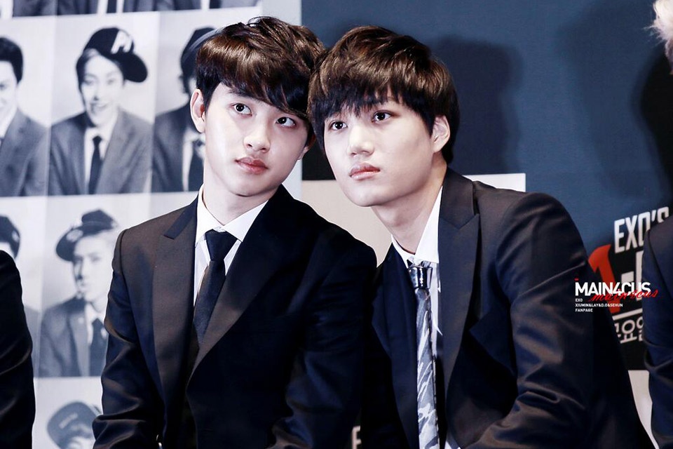 ,  Kai và D.O từng nhiều lần bị đồn ghét nhau ngay từ lần gặp mặt đầu tiên. Đặc biệt, khi một đoạn video cho thấy Kai đánh D.O trong sự tức giận càng làm cho nhiều người nghi ngờ rằng Kai và D.O. thật sự ghét nhau.