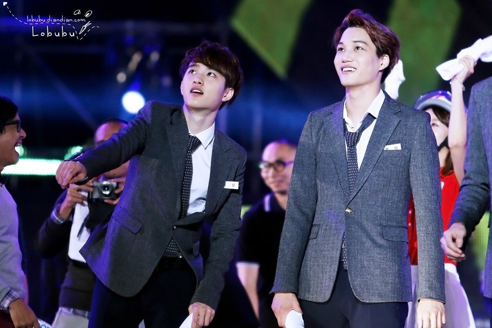 Tuy nhiên, sau đó, Kai và D.O đã dần thân thiết và thường xuyên giúp đỡ, tâm sự với nhau.