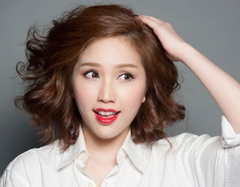 Ca sỹ Bảo Thy.