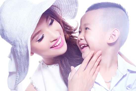 Thanh Vân Hugo là một bà mẹ đơn thân nghị lực nổi tiếng