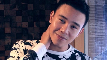 Sau chuyến xuất ngoại lưu diễn lần đầu, Đông Hùng dự định ra mini-album vào dịp Tết. Ảnh: N.M.Hà