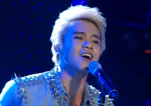 Dong Hung hat de tra no hinh anh