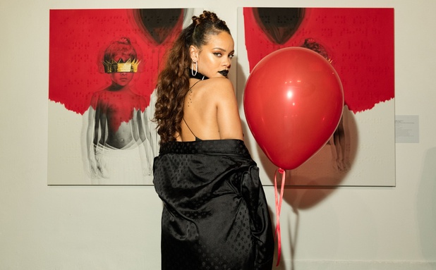 Hình ảnh Rihanna trong album Anti.