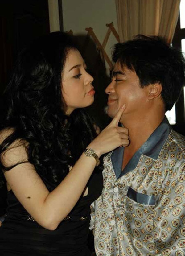 Nguyễn Hoàng đóng Cha dượng.