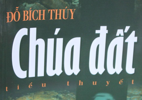 Dan ba sinh ra khong phai de cho dan ong hanh ha hinh anh