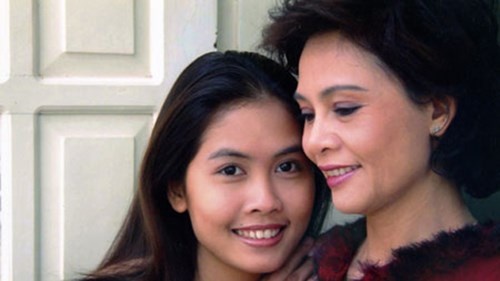 NSƯT Minh Châu cùng cô con gái Kiều Linh