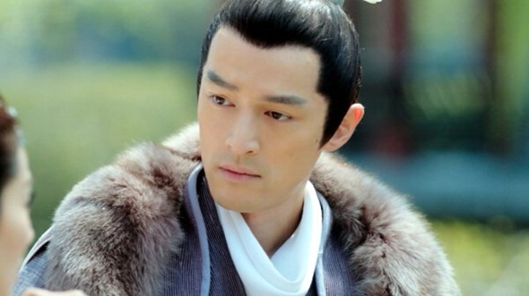 Có thể nói Hồ Ca đã có một năm 2015 thành công chói lọi. Anh liên tiếp gây sốt trên màn ảnh Hoa ngữ với những vai diễn nổi bật. Đầu tiên là Minh Đài trong Kẻ ngụy trang, sau đó là Mai Trường Tô trong Lang gia bảng và hiện giờ là Viên Hạo trong Thời gian tươi đẹp.