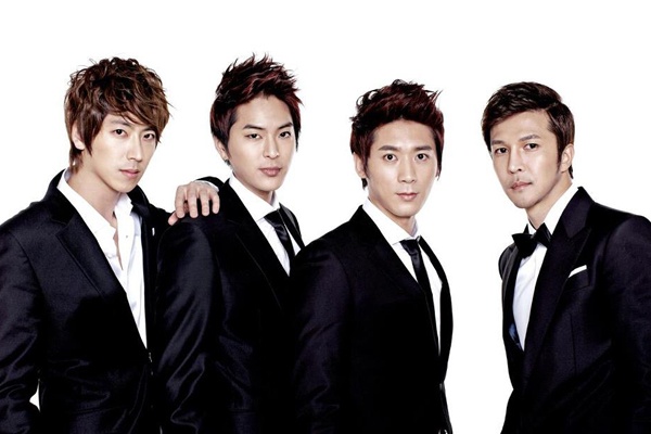 Nhom nam Kpop kien nu CEO sam so, quyt tien luong hinh anh