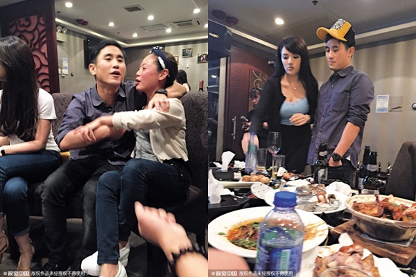 Vương Tú Lâm (phải) phủ nhận chuyện được trả tiền khi dự tiệc.