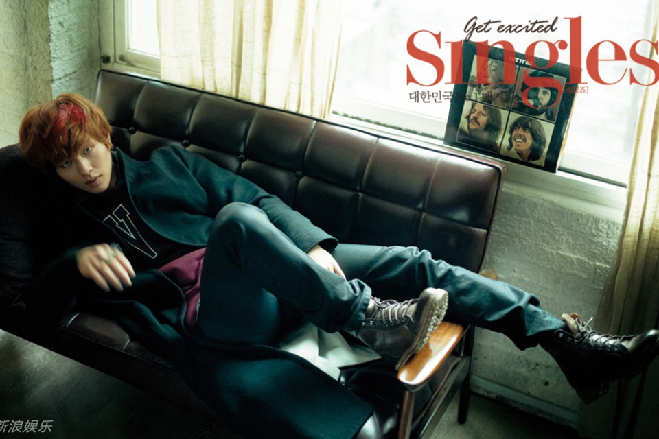 Năm 2012, Taemin (SHINee) đã mua tặng căn hộ cao cấp ở Cheongdamdong và xe hơi cho cha mẹ bằng thù lao đi hát.