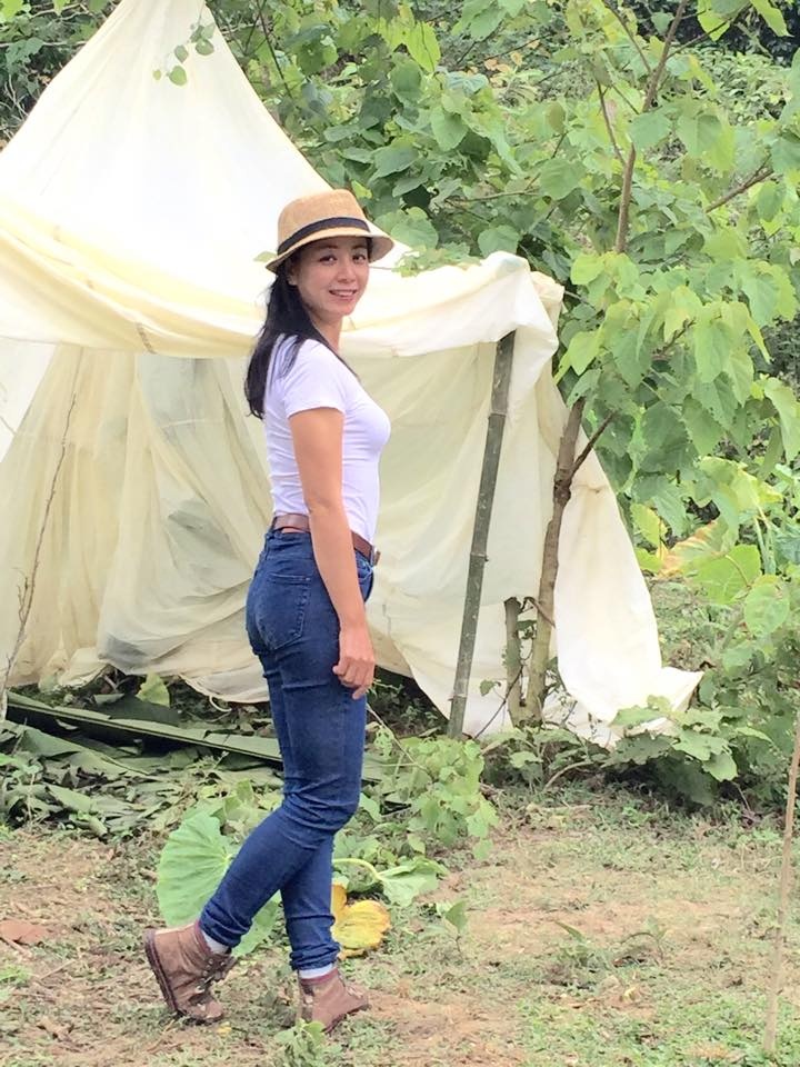 NSƯT Chiều Xuân rất chuộng áo pull và quần jeans.