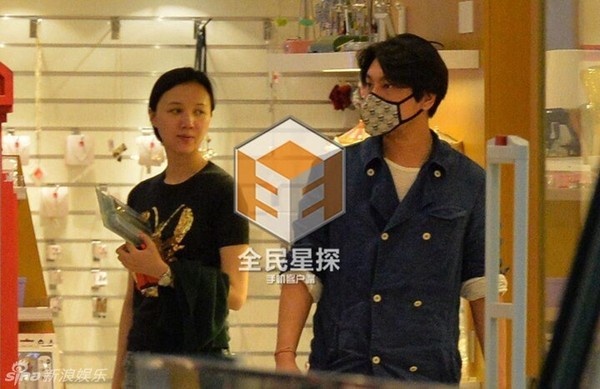 Chu Hiếu Thiên bên người tình hiện tại.