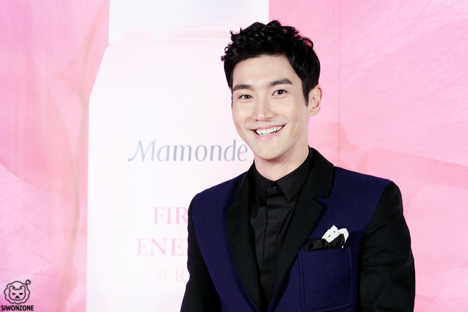 Super Junior hẳn là ngôi nhà hội tụ những đóa hoa mỹ nam khi loạt ngôi sao như Siwon…