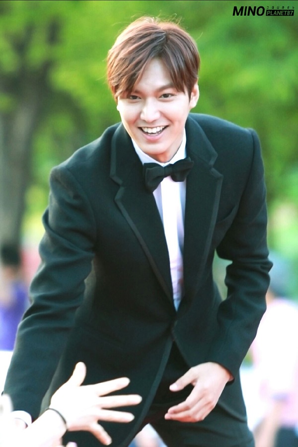 Nam diễn viên đình đám Lee Min Ho cũng góp mặt trong danh sách.