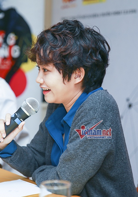 Nụ cười tươi của Lê Cát Trọng Lý.