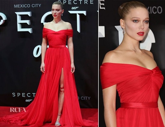 Tham dự buổi ra mắt Spectre ở Mexico, Léa Seydoux đã trở thành tâm điểm của ống kính trong chiếc đầm đỏ của Miu Miu.