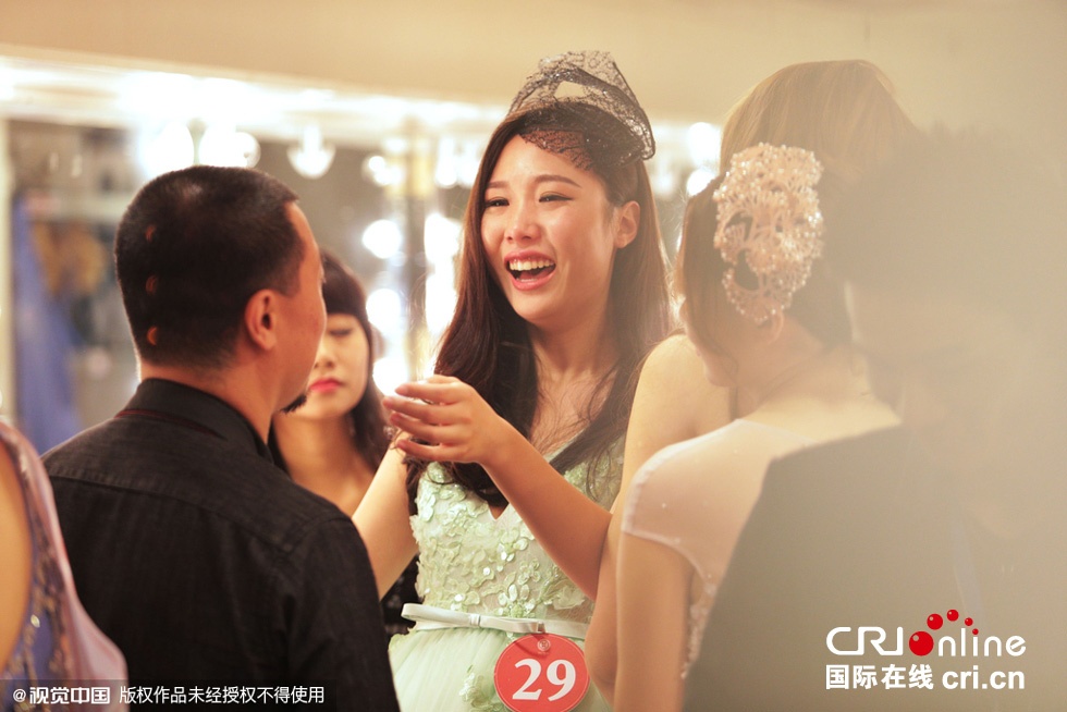 Hình ảnh từ hậu trường đêm chung kết.