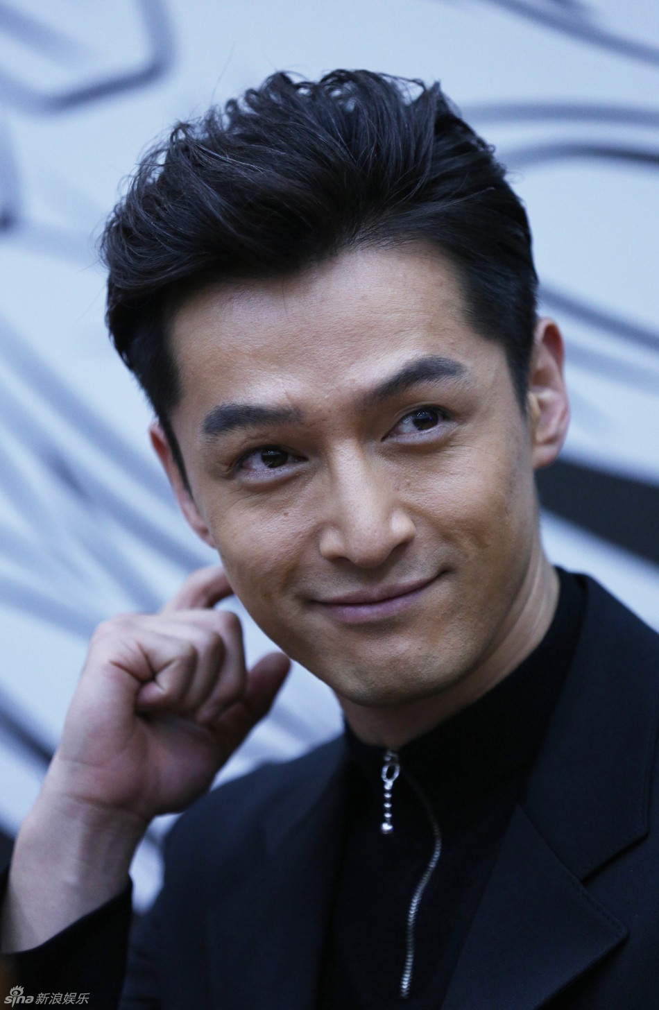 Gương mặt đã bắt đầu lão hóa của tài tử Hồ Ca.