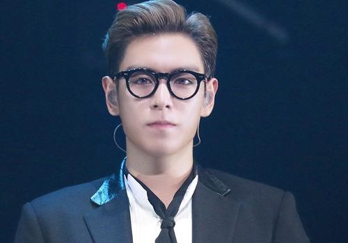 Ngam bo suu tap kinh mat tang do dien trai cua T.O.P hinh anh