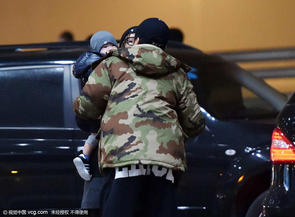 Ngô Kinh và Tạ Nam gặp nhau năm 2013. Họ tổ chức đám cưới vào năm 2014.