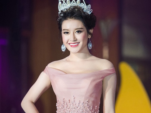 Huyen My noi gi ve cat-xe du su kien cao ngat nguong? hinh anh