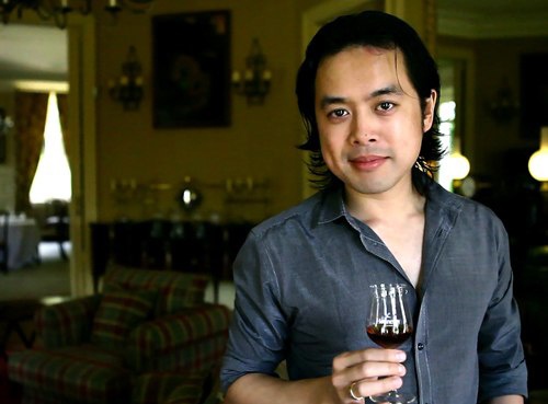 Nhạc sĩ Dương Khắc Linh