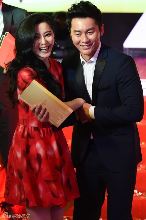 Phạm Băng Băng và Lý Thần hạnh phúc bên nhau. Họ đã tính đến chuyện cưới xin.