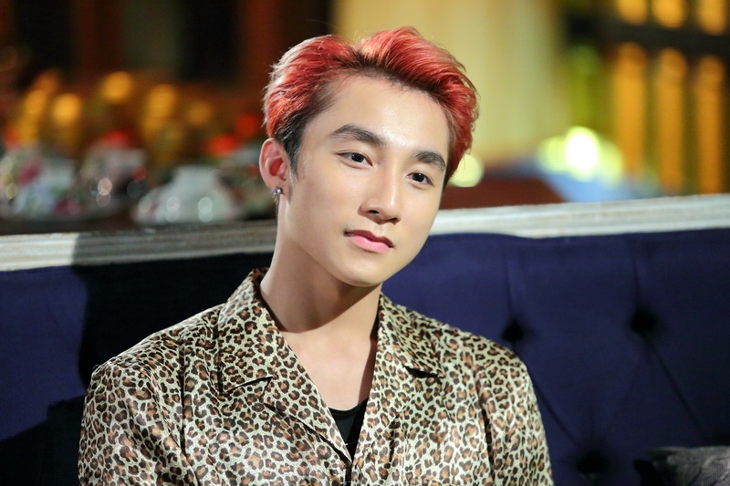 Son Tung M-TP tiet lo loat bi mat tren song truyen hinh hinh anh