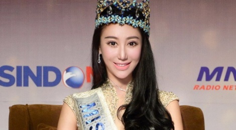 Xet xu kieu nu gia lam Hoa hau The gioi de ban dam hinh anh