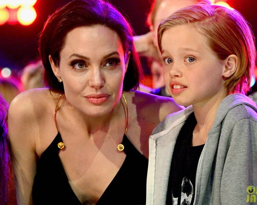 Angelina: ‘Lu tre nghi toi ky quac’ hinh anh